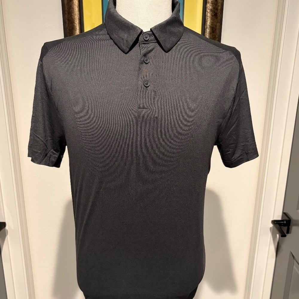 Old Navy Mens Three Polos Grey and Navy Size Medium - Mint Condition